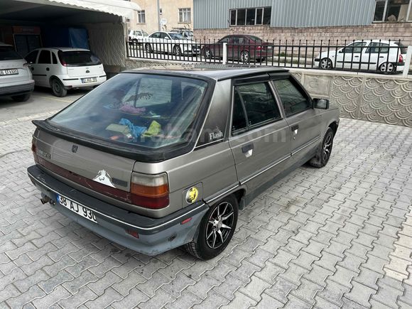 Sahibinden Renault R 9 1.7 TX 1992 Model 