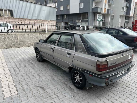 Sahibinden Renault R 9 1.7 TX 1992 Model 