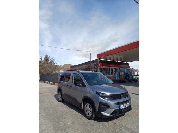 Sahibinden Peugeot Rifter 1.5 BlueHDI Allure 2024 Model