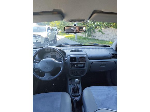 Sahibinden Renault Clio 1.4 Expression 2001 Model