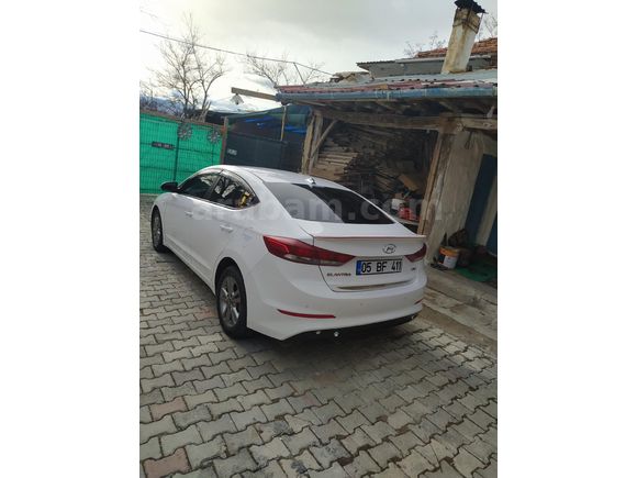 Sahibinden Hyundai Elantra 1.6 CRDi Elite 2017 Model