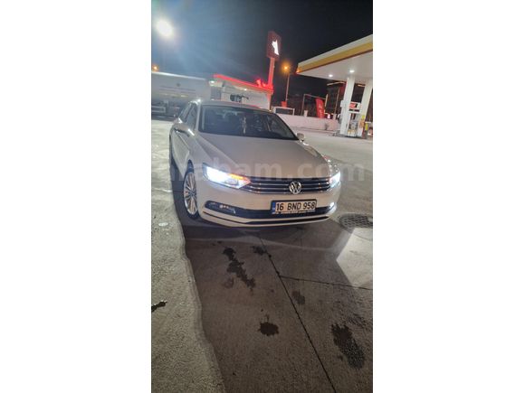 Sahibinden Volkswagen Passat 1.6 TDi BlueMotion Impression 2019 Model Bursa 118.000 km Beyaz