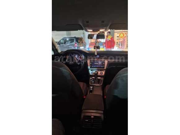Sahibinden Volkswagen Passat 1.6 TDi BlueMotion Impression 2019 Model Bursa 118.000 km Beyaz