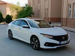 ilk sahibinden servis bakımlı 2021 çıkışlı.