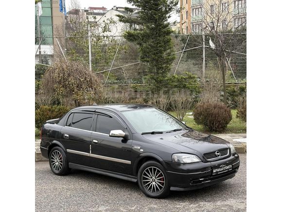 K.KARTINA 12 AY TAKSİT İMKANI 2009 OPEL ASTRA