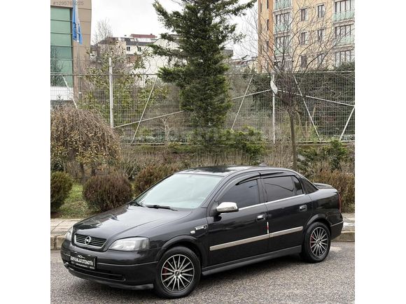 K.KARTINA 12 AY TAKSİT İMKANI 2009 OPEL ASTRA