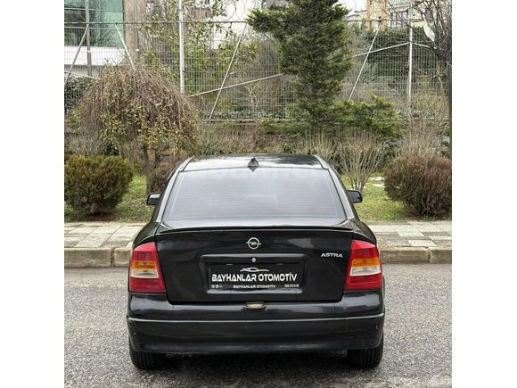 K.KARTINA 12 AY TAKSİT İMKANI 2009 OPEL ASTRA