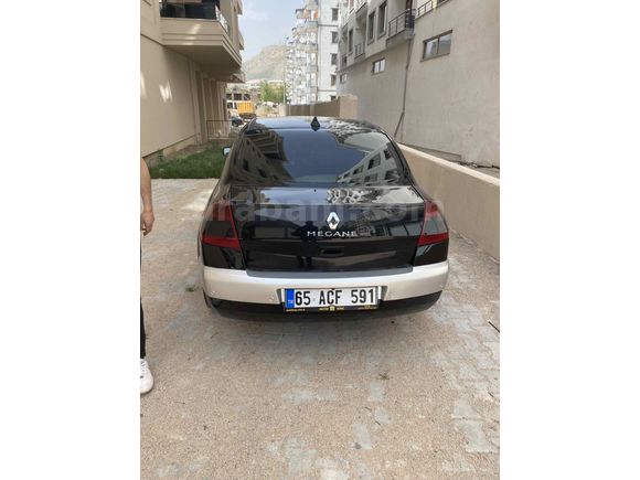 Sahibinden Renault Megane 1.5 dCi Exception 2010 Model  288.000 km Siyah