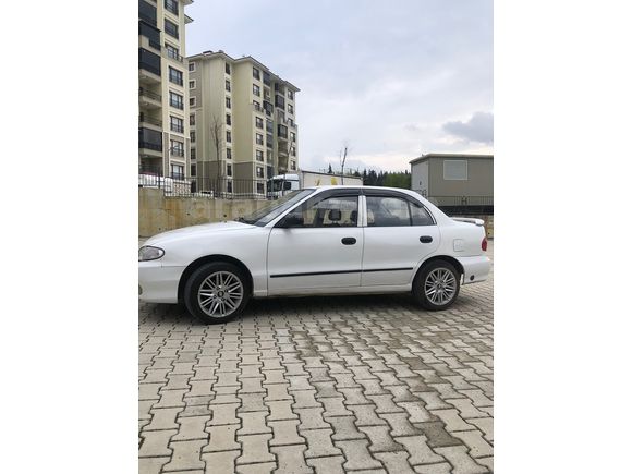 Sahibinden Hyundai Accent 1.3 GLS 1998 Model 