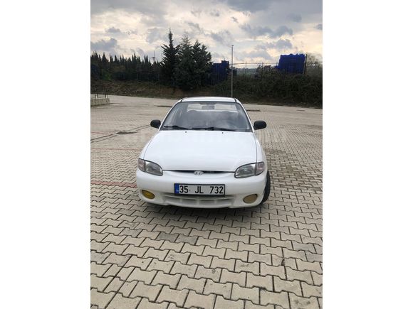 Sahibinden Hyundai Accent 1.3 GLS 1998 Model 