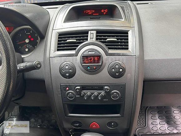 YETKİLİ SERVİS BAKIMLI 124 BİN KMDE OTOMATİK MEGANE 2