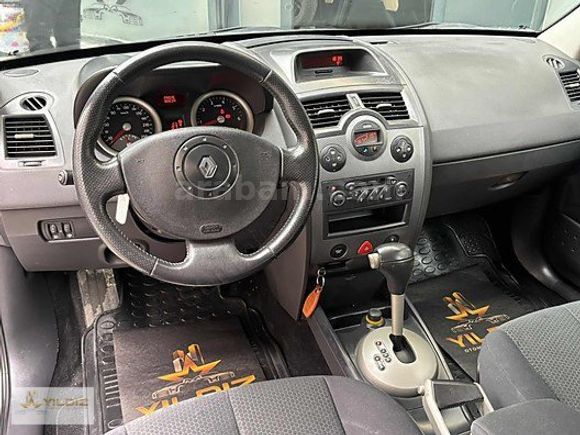 YETKİLİ SERVİS BAKIMLI 124 BİN KMDE OTOMATİK MEGANE 2