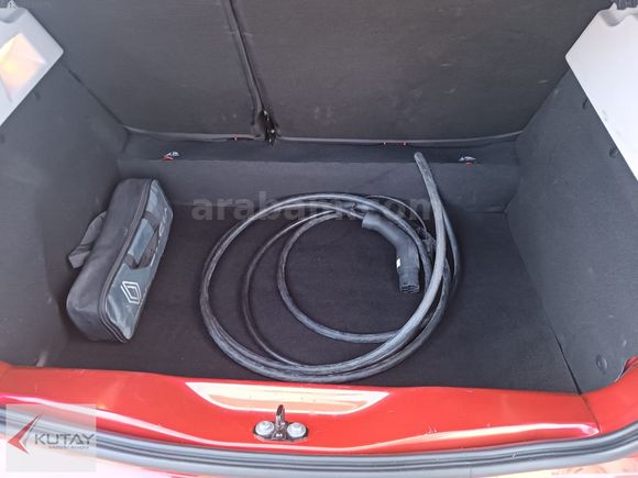 Kutay Bodrum'dan 2023 Zoe Intense Z.E 50 80 Kw 8 Ay Garanti