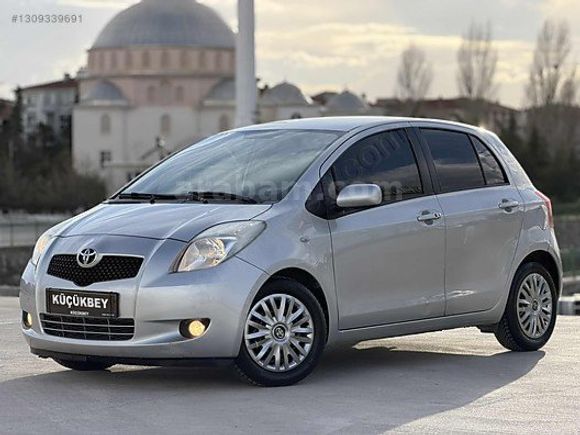 100 BİN KM 1.3 OTOMATİK DEĞİŞENSİZ YARİS CARPLAY/START STOP