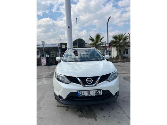 Sahibinden Nissan Qashqai 1.6 dCi Platinum Premium Pack 2014 Model 