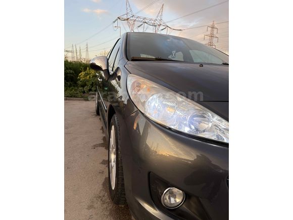 PEUGEOT 207 1.4 HDİ 179 BİNDE TERTEMİZ