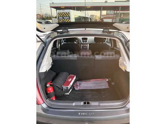 PEUGEOT 207 1.4 HDİ 179 BİNDE TERTEMİZ
