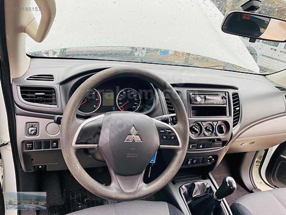 2018 çıkış.156 bin km.4 * 4 Sınıf Temizlikte. L - 200. İlk Elden