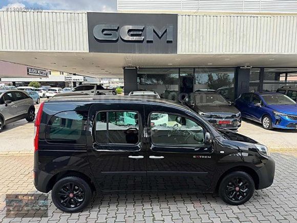 HATASIZ-BOYASIZ RENAULT KANGOO 2017 MANUEL 174.000KM...