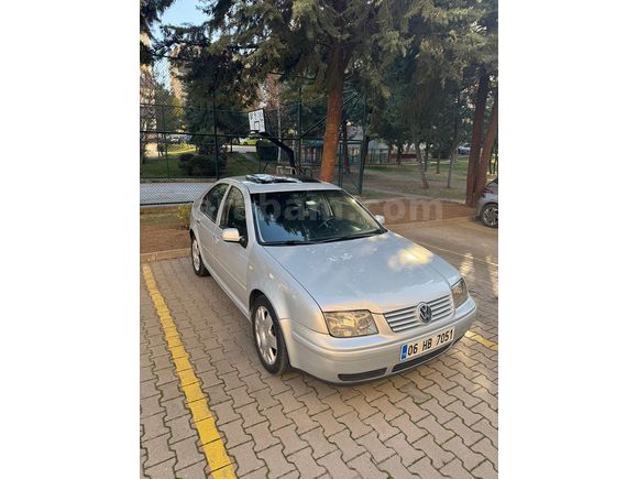  Volkswagen Bora Sunroof lu 1.6 Comfortline 2000 Model 375bin km hasar kayıtsız