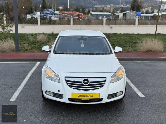2011 DİZEL OTOMATİK INSİGNİA 2.0 HATASIZ
