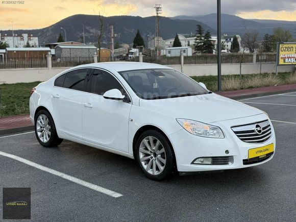 2011 DİZEL OTOMATİK INSİGNİA 2.0 HATASIZ