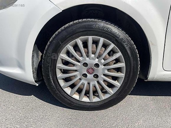 TEMİZ 2015 MODEL FİAT LİNEA