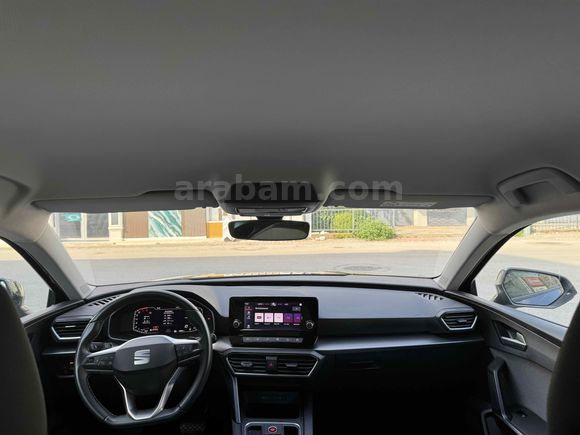 SAHİBİNDEN  2024 Model Seat Leon1.0 e-TSI DSG Style 39.000 KM