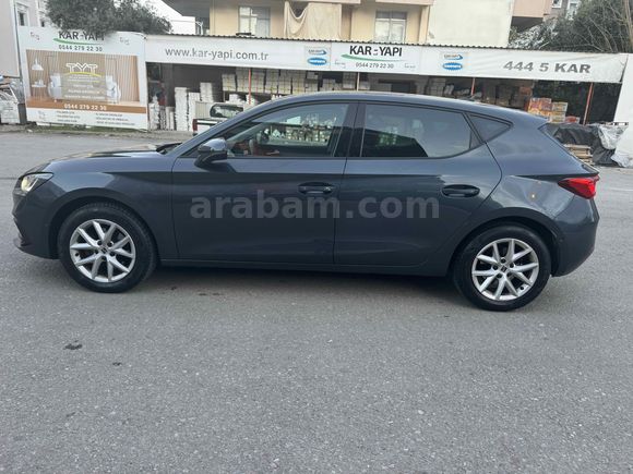 SAHİBİNDEN  2024 Model Seat Leon1.0 e-TSI DSG Style 39.000 KM