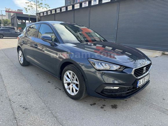 SAHİBİNDEN  2024 Model Seat Leon1.0 e-TSI DSG Style 39.000 KM