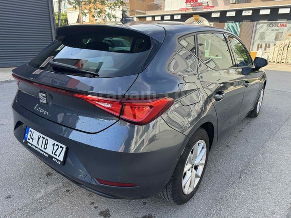 SAHİBİNDEN  2024 Model Seat Leon1.0 e-TSI DSG Style 39.000 KM