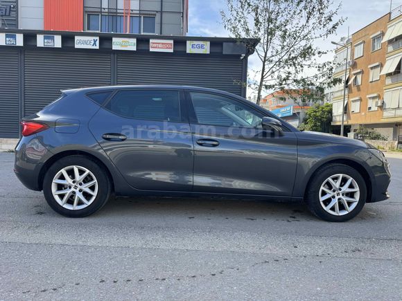 SAHİBİNDEN  2024 Model Seat Leon1.0 e-TSI DSG Style 39.000 KM