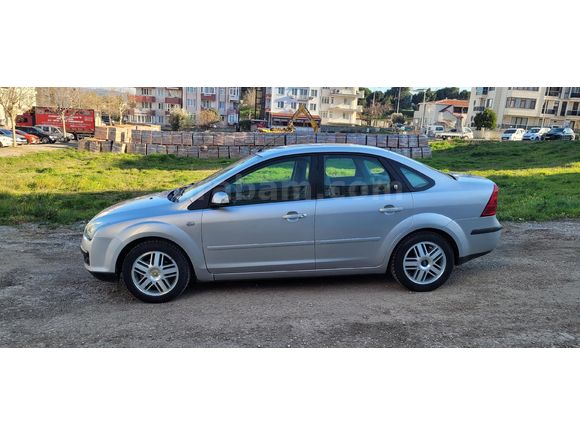 Sahibinden Ford Focus 1.6 Ghia 2007 Model