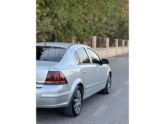 Sahibinden Opel Astra 1.3 CDTI Essentia 2008 Model  237.000 km Gri