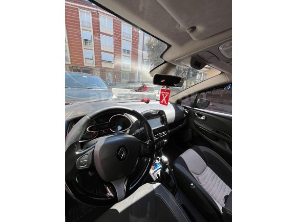 Sahibinden Renault Clio 1.5 dCi Icon 2015 Model  166.000 km Kırmızı