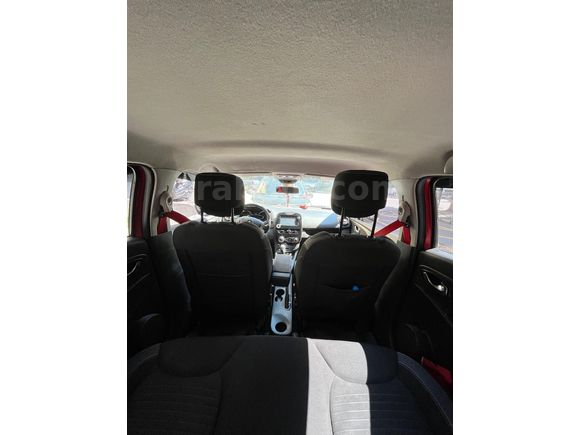Sahibinden Renault Clio 1.5 dCi Icon 2015 Model  166.000 km Kırmızı