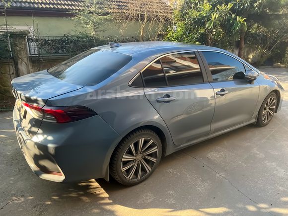 Sahibinden Toyota Corolla 1.5 Flame X-Pack 2022 Model 