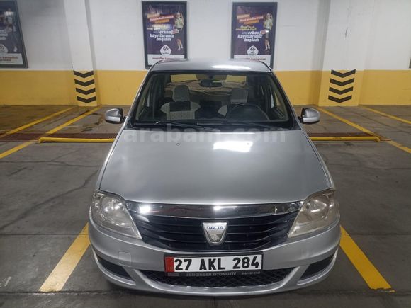 Sahibinden Dacia Logan 1.5 dCi Ambiance 2011 Model  33.500 km Gri (Gümüş)