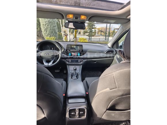 SAHİBİNDEN TEMİZ HYUNDAİ İ 30