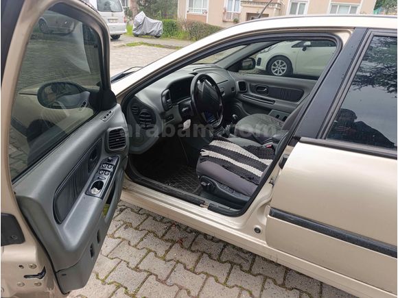 Sahibinden Renault Laguna 2.0 RXT 2000 Model 
