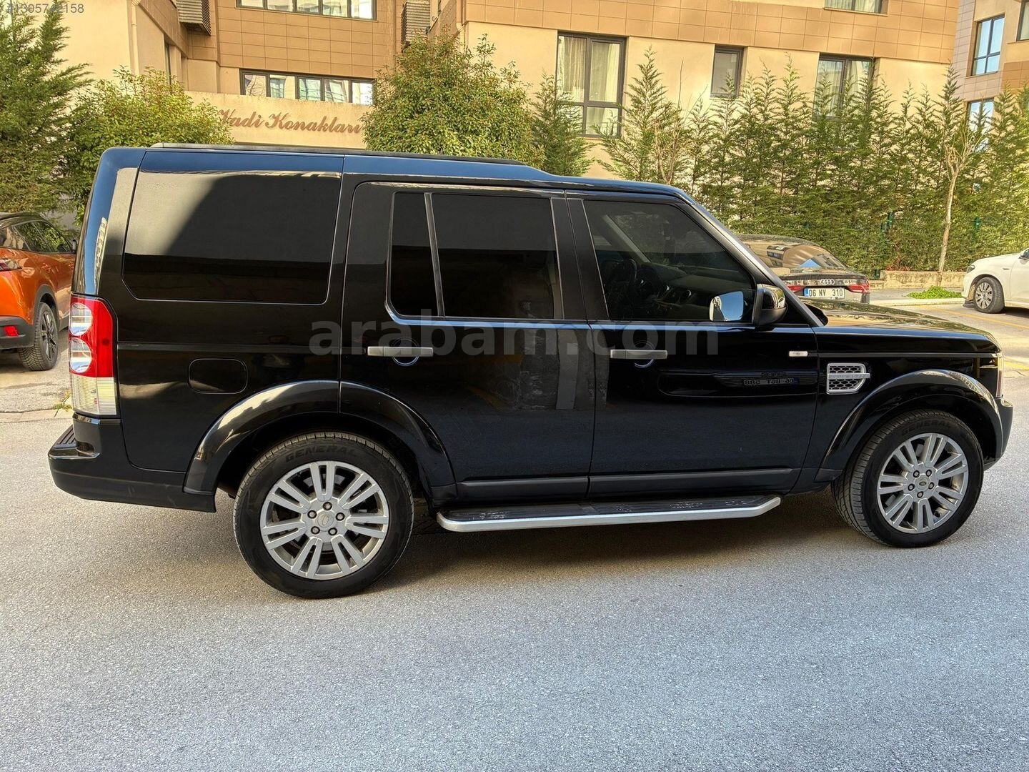 Galeriden Land Rover Discovery 3.0 SDV6 HSE 2011 Model Ankara 282.000 km Siyah 4