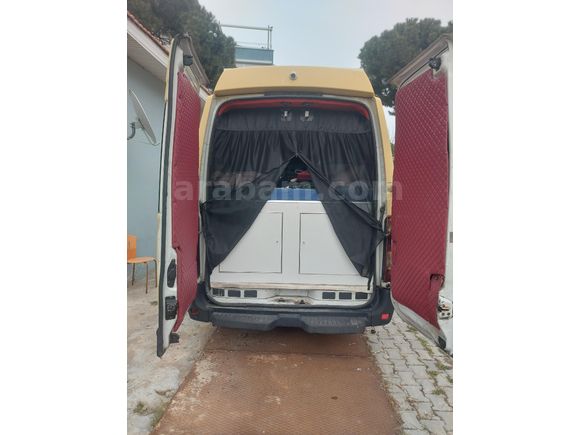 Acil Memurdan Motokaravan İzmir