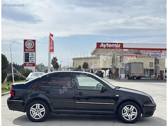 34 HANE MOTORS'DAN TEMİZ DÜŞÜK 217 BİN KM VW BORA