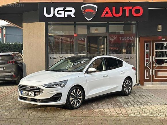 UGR AUTO'DAN 2025 MODEL FORD FOCUS CAM TAVAN DİZEL OTOMATİK