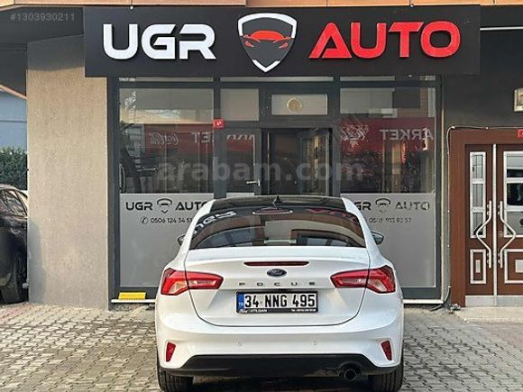 UGR AUTO'DAN 2025 MODEL FORD FOCUS CAM TAVAN DİZEL OTOMATİK