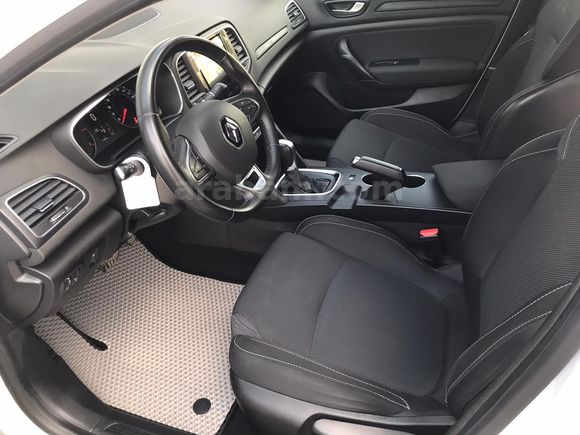 Sahibinden Renault Megane 1.5 Blue DCI Joy 2021 Model 