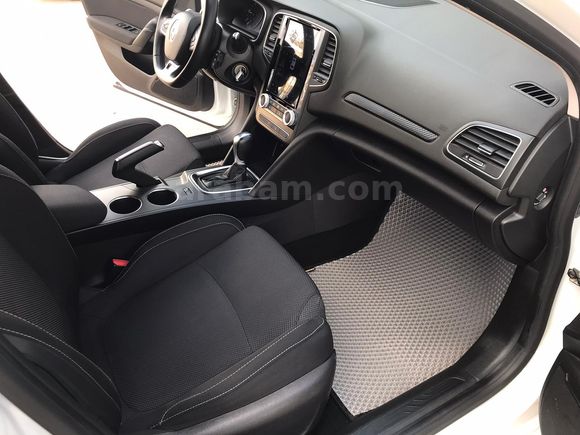 Sahibinden Renault Megane 1.5 Blue DCI Joy 2021 Model 
