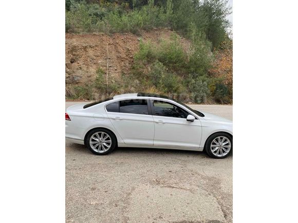 HATASIZ CAM TAVANLI  BAKIMLI 170BİNDE PASSAT