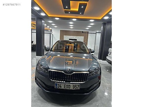 ÇATALTEPE MOTORS'DAN 2021 SKODA SÜPERB SANROOFLU