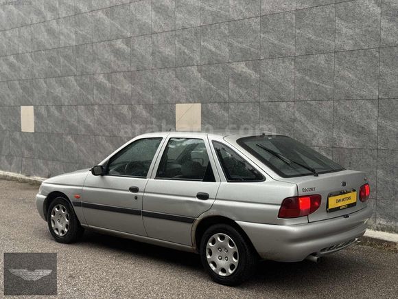 ACİL 1997 MODEL FORD ESCORT 190KM